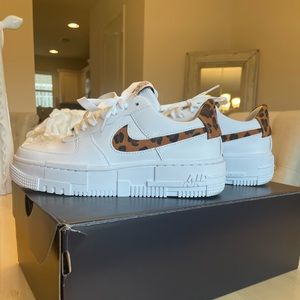 Nike Air Force 1 Pixel SE Leopard Print
